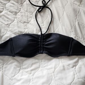 Black bikini top